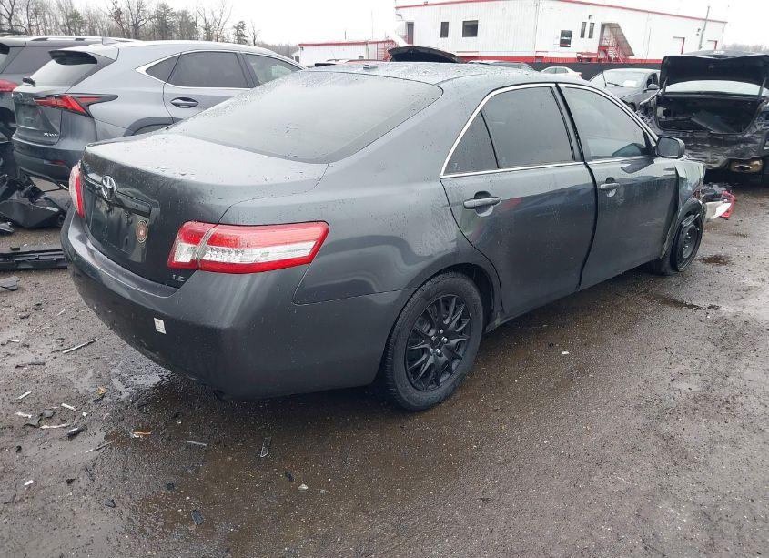 Photo 4 of 2010 Toyota Camry LE (VIN 4T1BF3EK2AU075257)