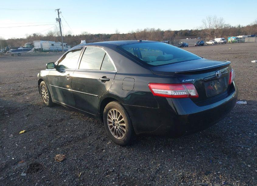 Photo 3 of 2010 Toyota Camry N/A (VIN 4T1BF3EK2AU092222)