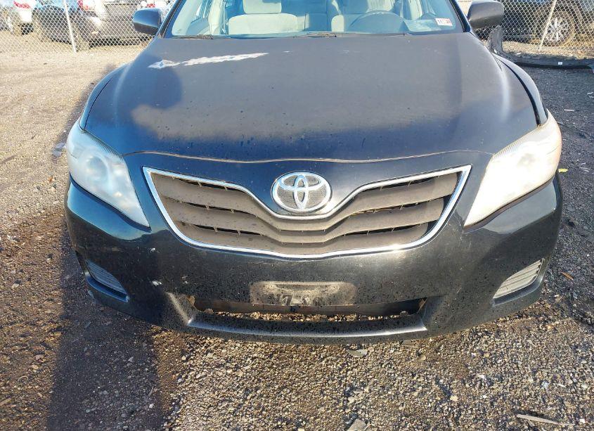 Photo 6 of 2010 Toyota Camry N/A (VIN 4T1BF3EK2AU092222)