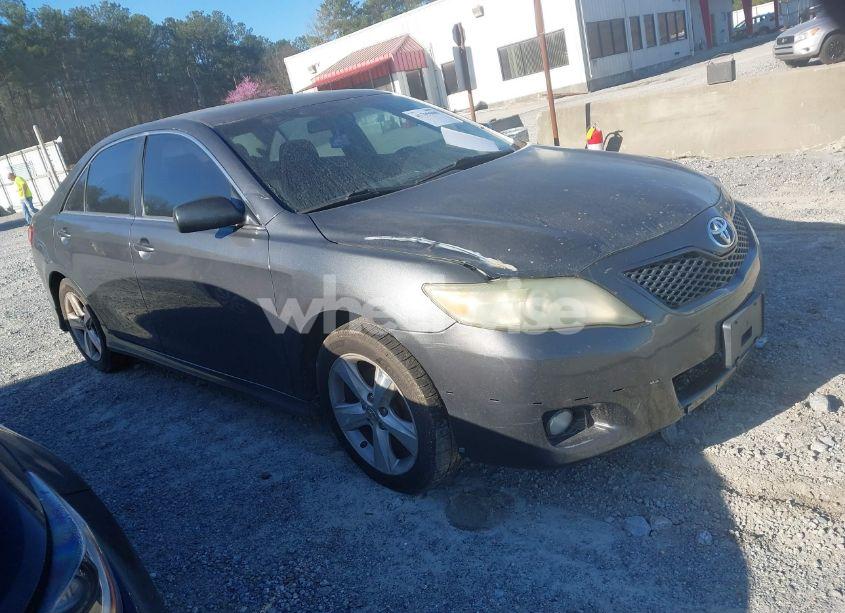 2010 Toyota Camry SE (VIN 4T1BF3EK2AU096500) main photo