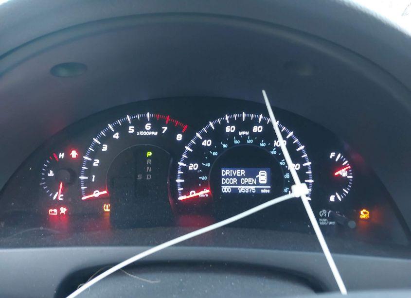 Photo 7 of 2010 Toyota Camry XLE (VIN 4T1BF3EK2AU100495)