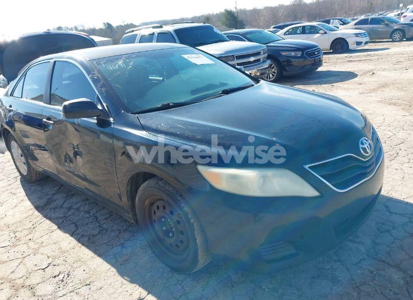 2010 Toyota Camry (VIN 4T1BF3EK2AU102103) main photo