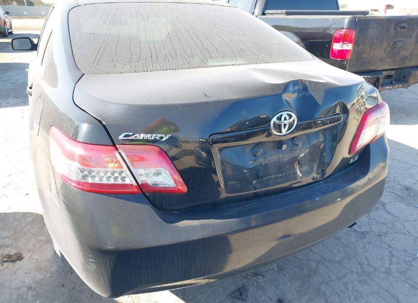 Photo 6 of 2010 Toyota Camry LE/SE/XLE (VIN 4T1BF3EK2AU107009)