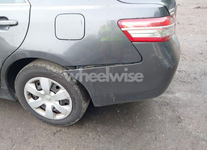 Photo 12 of 2010 Toyota Camry LE (VIN 4T1BF3EK2AU108953)