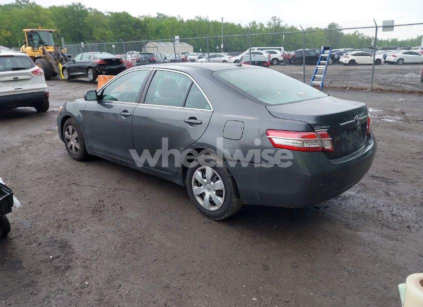 Photo 3 of 2010 Toyota Camry LE (VIN 4T1BF3EK2AU108953)
