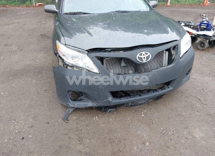 Photo 6 of 2010 Toyota Camry LE (VIN 4T1BF3EK2AU108953)