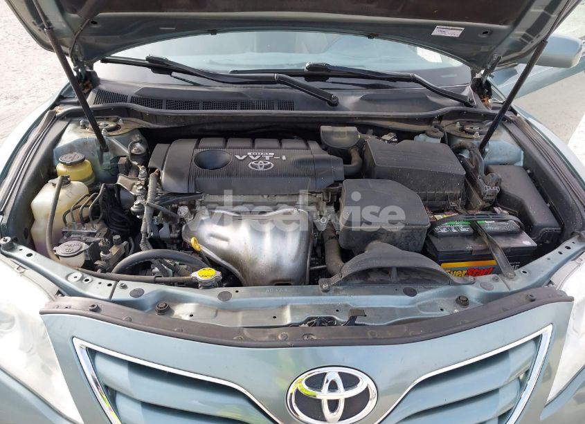 Photo 10 of 2010 Toyota Camry LE (VIN 4T1BF3EK2AU508737)