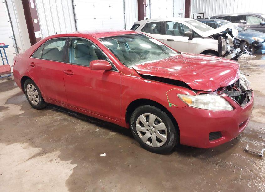 2010 Toyota Camry LE (VIN 4T1BF3EK2AU538904) main photo