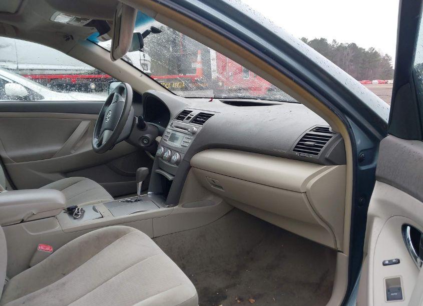 Photo 5 of 2010 Toyota Camry SE/LE/XLE (VIN 4T1BF3EK2AU542743)