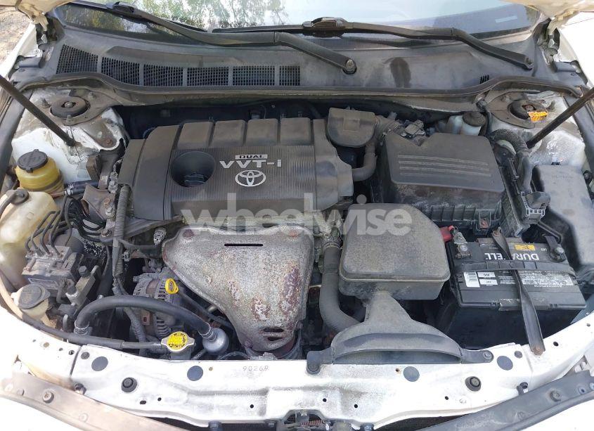 Photo 10 of 2010 Toyota Camry LE (VIN 4T1BF3EK2AU544265)