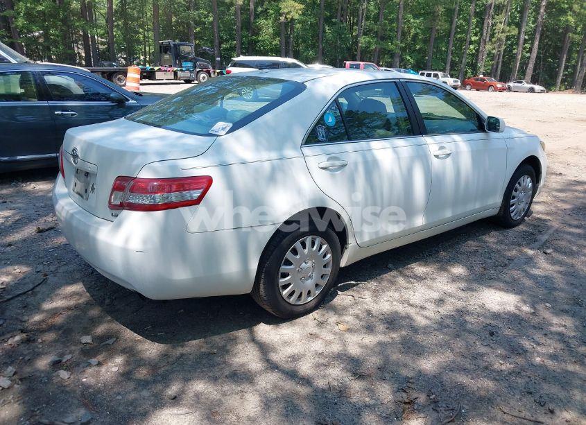 Photo 4 of 2010 Toyota Camry LE (VIN 4T1BF3EK2AU544265)