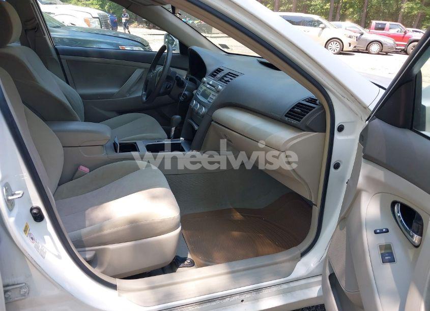 Photo 5 of 2010 Toyota Camry LE (VIN 4T1BF3EK2AU544265)