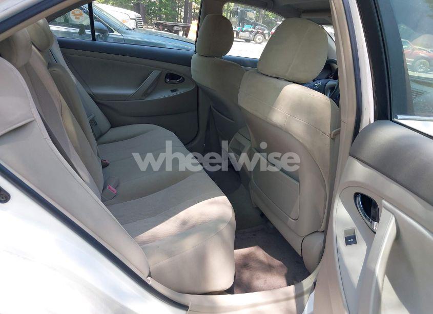 Photo 8 of 2010 Toyota Camry LE (VIN 4T1BF3EK2AU544265)