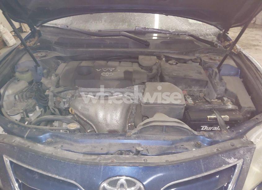 Photo 10 of 2010 Toyota Camry LE (VIN 4T1BF3EK2AU558683)