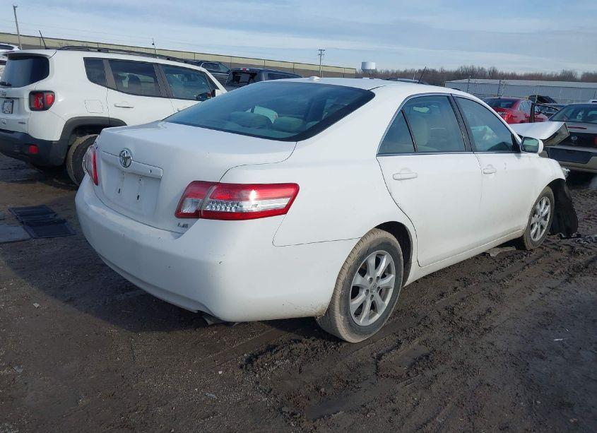 Photo 4 of 2010 Toyota Camry LE (VIN 4T1BF3EK2AU559736)