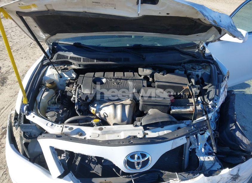 Photo 10 of 2010 Toyota Camry SE (VIN 4T1BF3EK2AU564600)