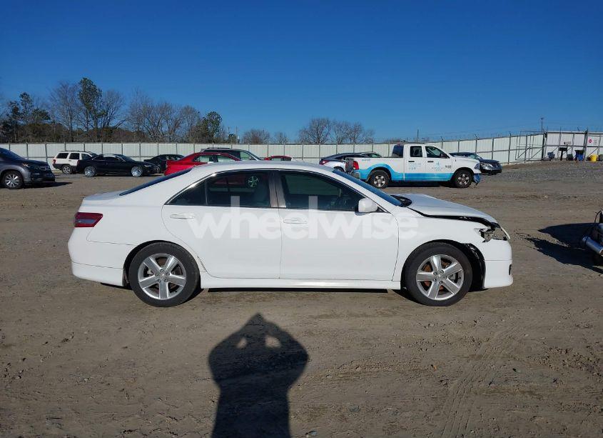 Photo 14 of 2010 Toyota Camry SE (VIN 4T1BF3EK2AU564600)