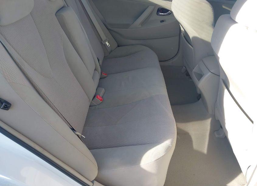 Photo 8 of 2010 Toyota Camry LE (VIN 4T1BF3EK2AU573572)