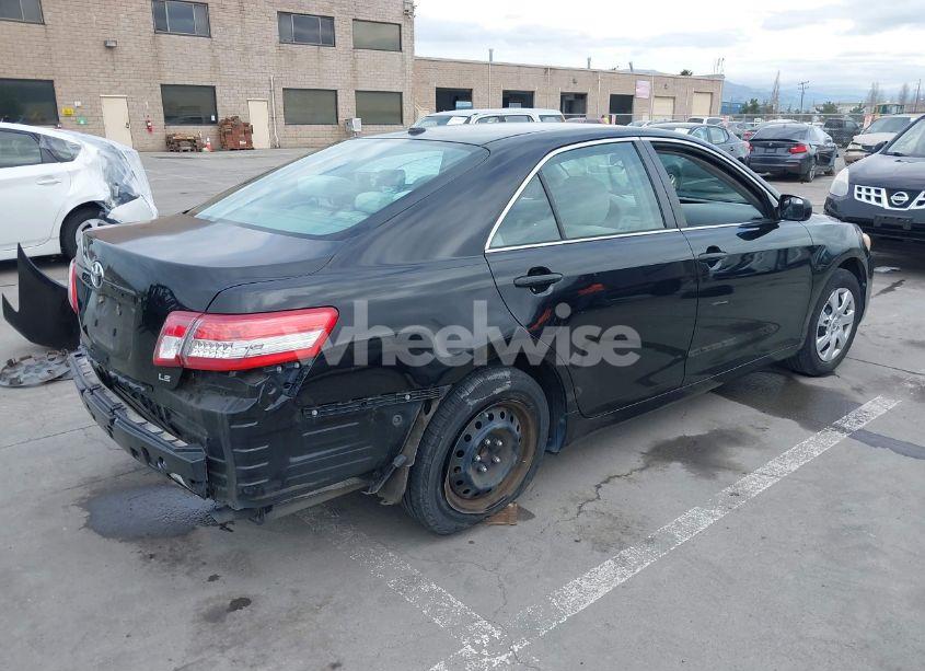 Photo 4 of 2011 Toyota Camry LE (VIN 4T1BF3EK2BU123664)
