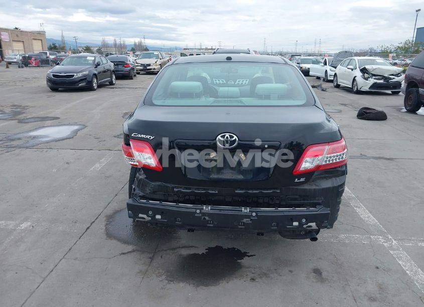 Photo 6 of 2011 Toyota Camry LE (VIN 4T1BF3EK2BU123664)