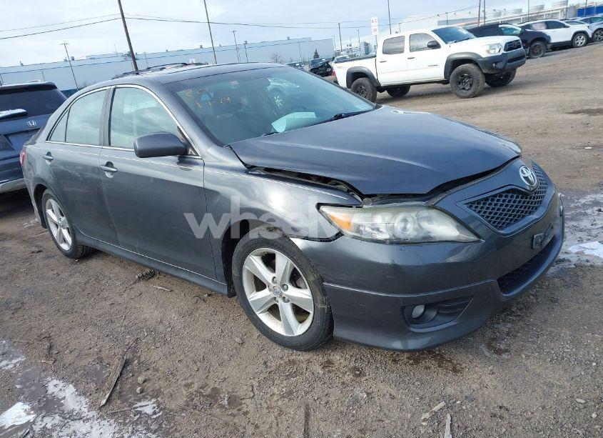2011 Toyota Camry SE (VIN 4T1BF3EK2BU130744) main photo