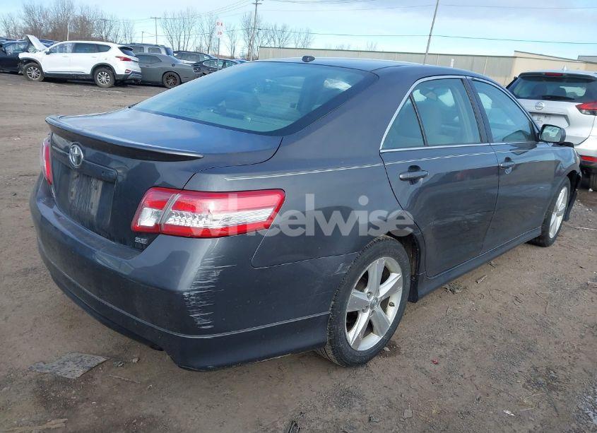 Photo 4 of 2011 Toyota Camry SE (VIN 4T1BF3EK2BU130744)