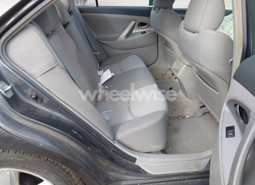 Photo 8 of 2011 Toyota Camry SE (VIN 4T1BF3EK2BU130744)