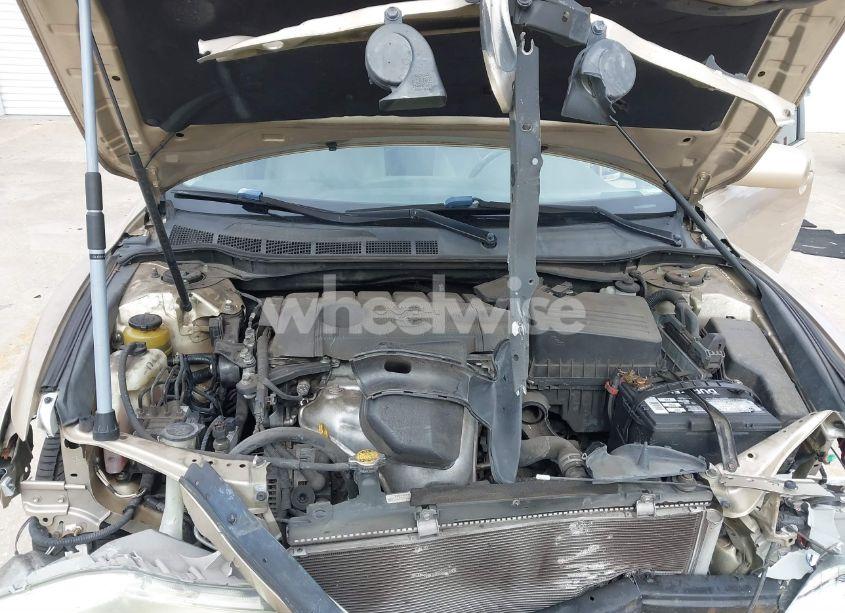 Photo 10 of 2011 Toyota Camry LE (VIN 4T1BF3EK2BU131165)