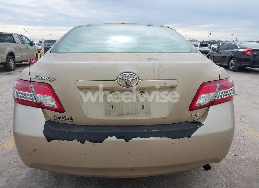 Photo 16 of 2011 Toyota Camry LE (VIN 4T1BF3EK2BU131165)