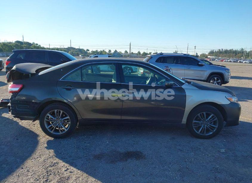 Photo 14 of 2011 Toyota Camry LE (VIN 4T1BF3EK2BU137113)