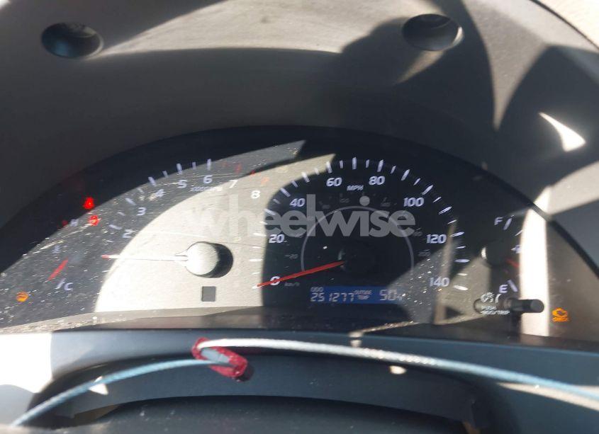 Photo 7 of 2011 Toyota Camry LE (VIN 4T1BF3EK2BU137113)