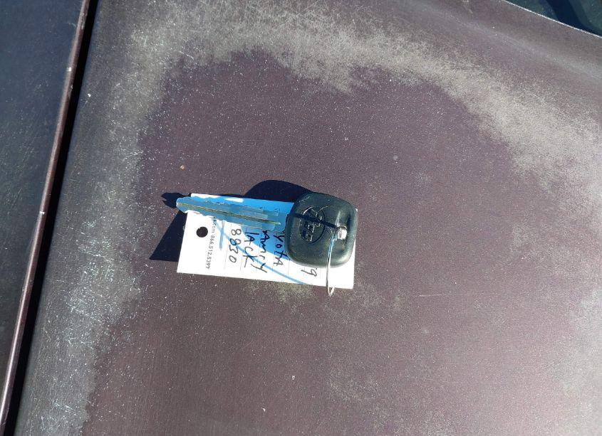 Photo 11 of 2011 Toyota Camry SE (VIN 4T1BF3EK2BU138830)