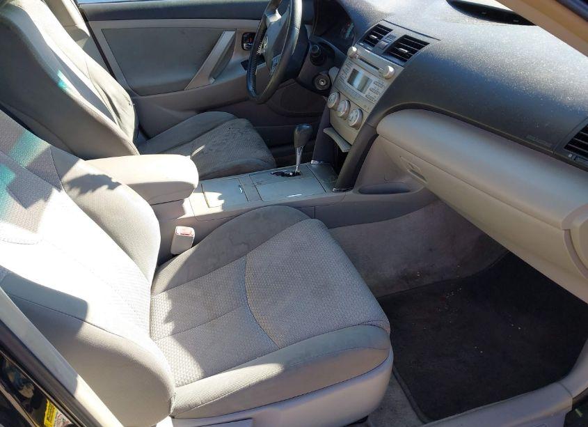 Photo 5 of 2011 Toyota Camry SE (VIN 4T1BF3EK2BU138830)