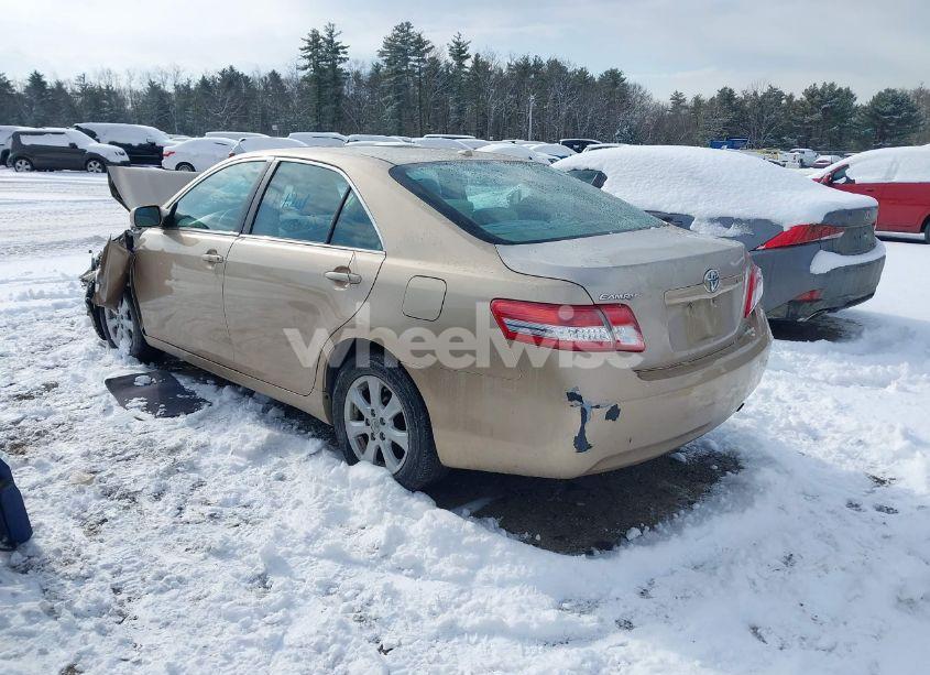 Photo 3 of 2011 Toyota Camry LE (VIN 4T1BF3EK2BU150251)