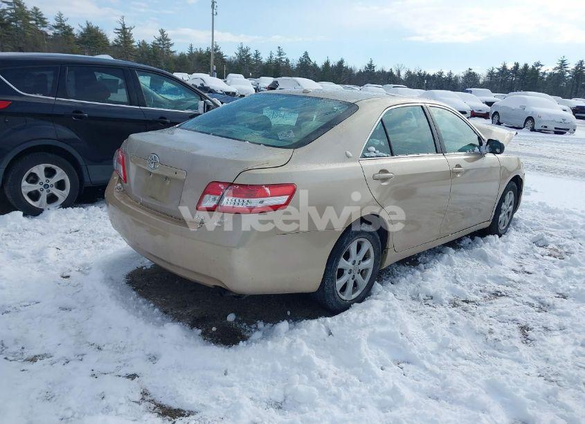 Photo 4 of 2011 Toyota Camry LE (VIN 4T1BF3EK2BU150251)