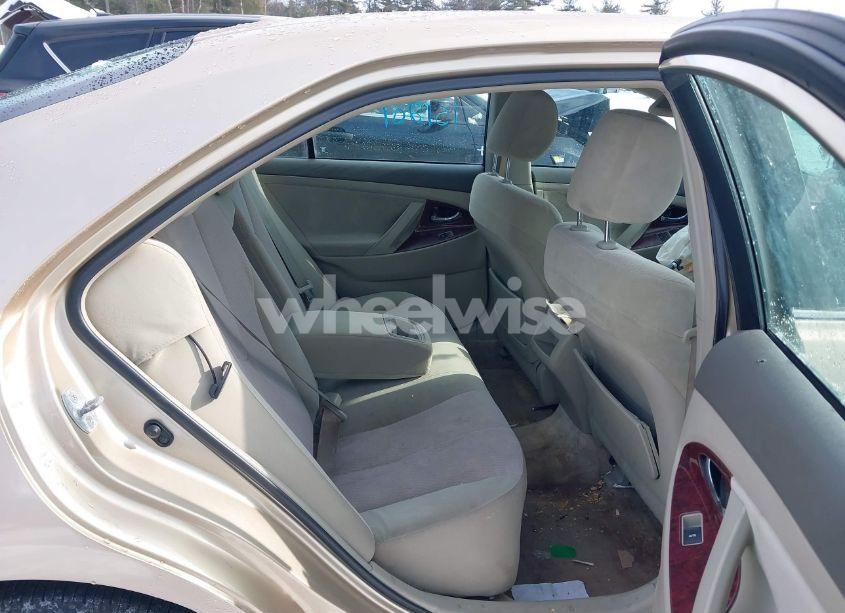 Photo 8 of 2011 Toyota Camry LE (VIN 4T1BF3EK2BU150251)