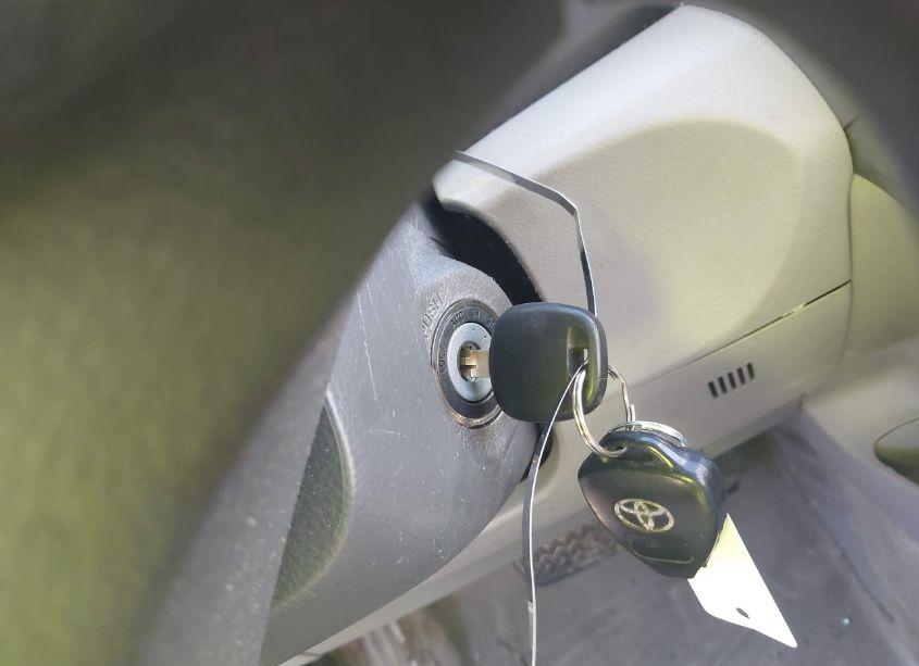 Photo 11 of 2011 Toyota Camry LE (VIN 4T1BF3EK2BU152419)