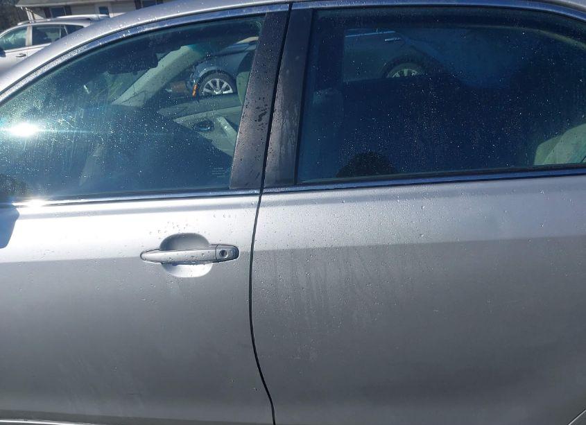 Photo 14 of 2011 Toyota Camry LE (VIN 4T1BF3EK2BU152419)