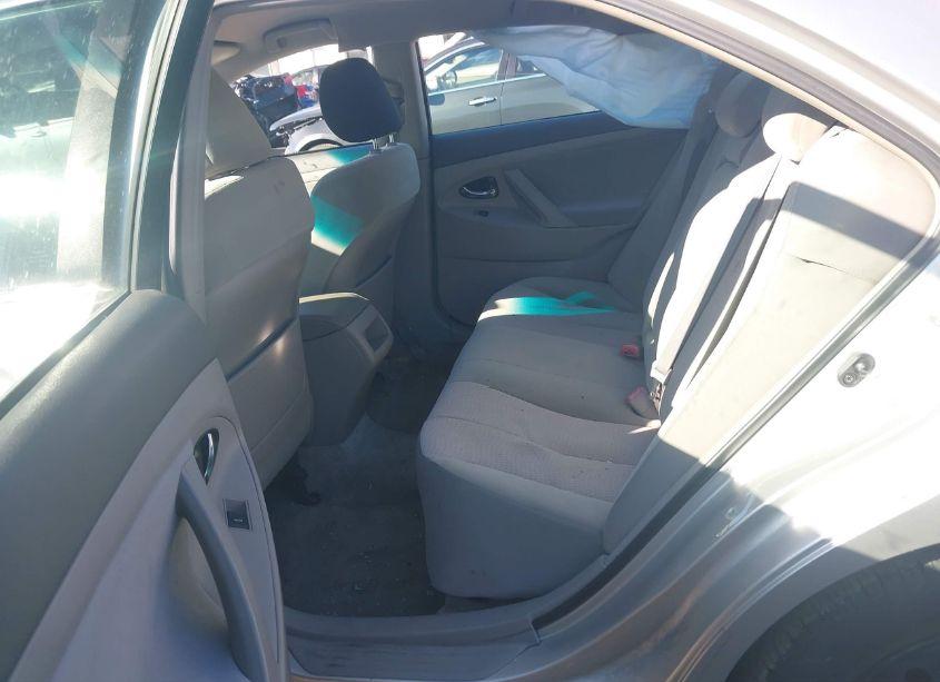 Photo 8 of 2011 Toyota Camry LE (VIN 4T1BF3EK2BU152419)