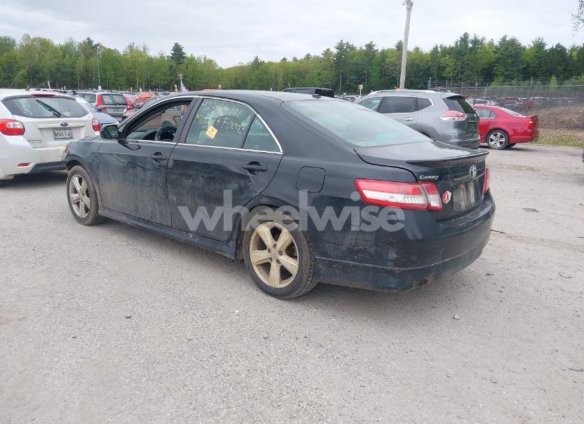 Photo 3 of 2011 Toyota Camry SE (VIN 4T1BF3EK2BU158267)