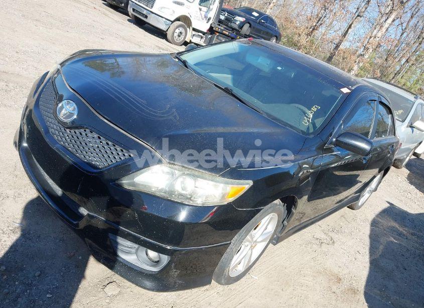 Photo 2 of 2011 Toyota Camry SE (VIN 4T1BF3EK2BU160813)