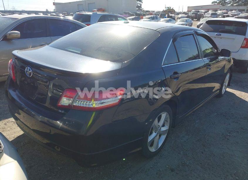 Photo 4 of 2011 Toyota Camry SE (VIN 4T1BF3EK2BU160813)