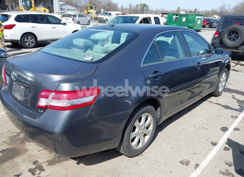 Photo 4 of 2011 Toyota Camry LE (VIN 4T1BF3EK2BU167132)