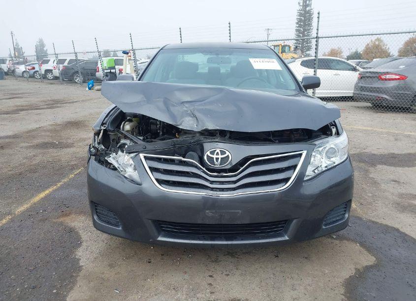 Photo 12 of 2011 Toyota Camry LE (VIN 4T1BF3EK2BU170368)