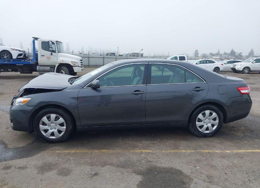 Photo 14 of 2011 Toyota Camry LE (VIN 4T1BF3EK2BU170368)