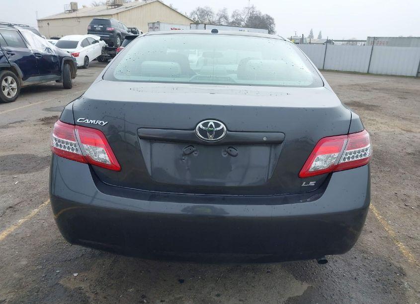 Photo 16 of 2011 Toyota Camry LE (VIN 4T1BF3EK2BU170368)