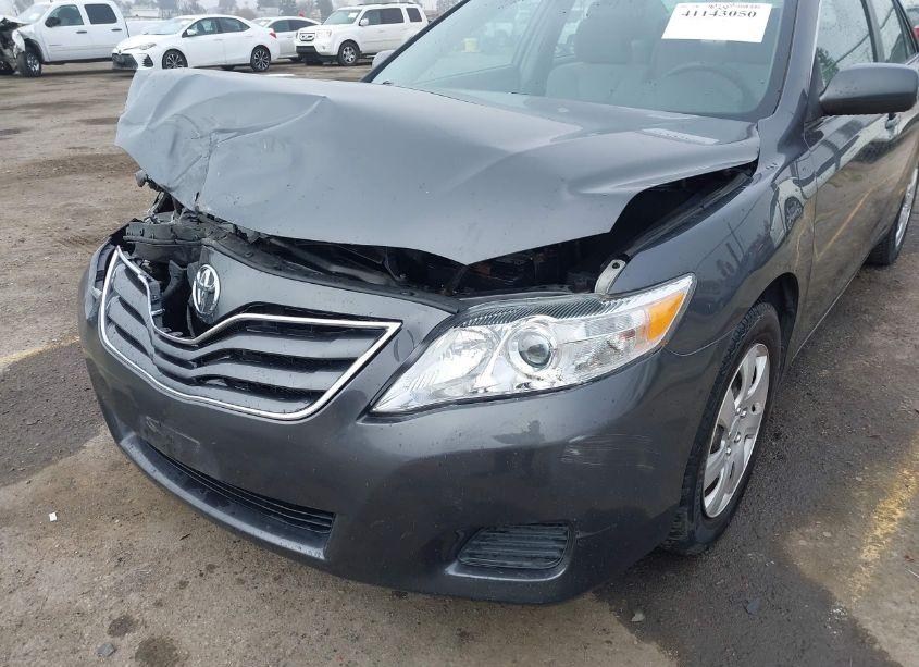Photo 17 of 2011 Toyota Camry LE (VIN 4T1BF3EK2BU170368)