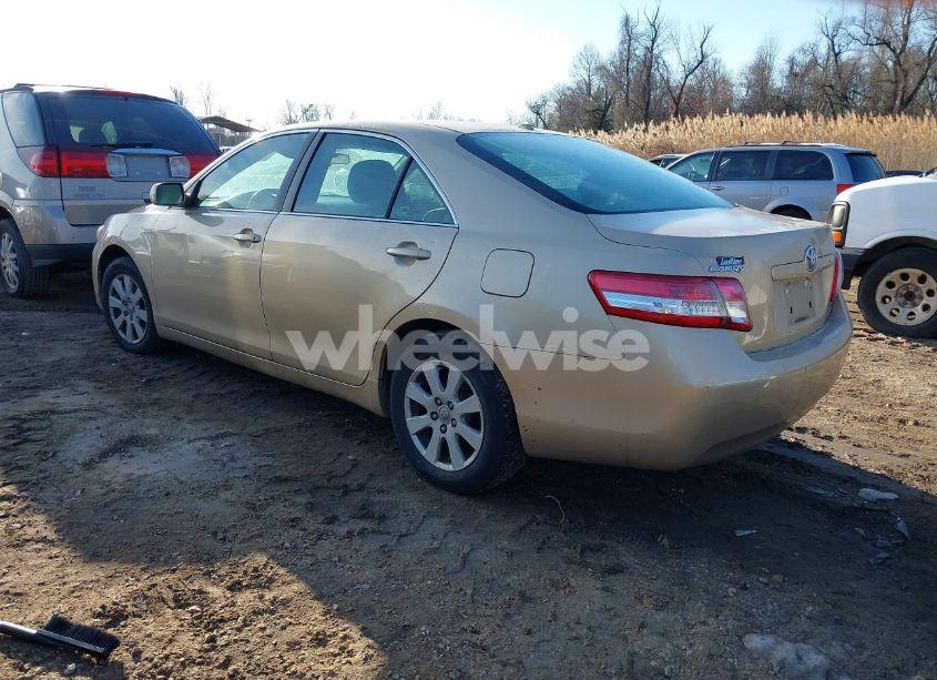 Photo 3 of 2011 Toyota Camry LE (VIN 4T1BF3EK2BU171116)