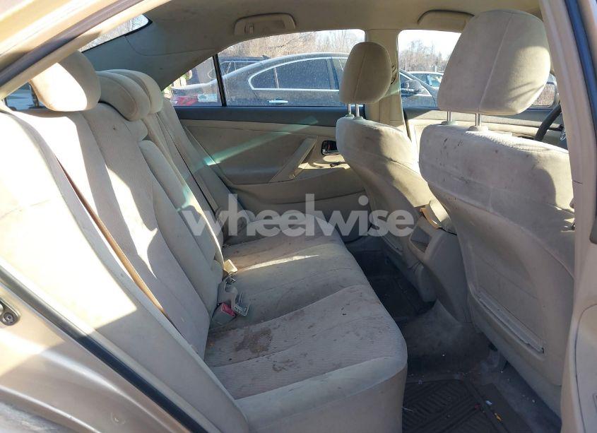 Photo 8 of 2011 Toyota Camry LE (VIN 4T1BF3EK2BU171116)