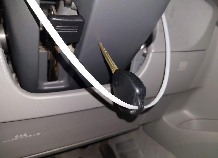 Photo 11 of 2011 Toyota Camry LE (VIN 4T1BF3EK2BU174226)